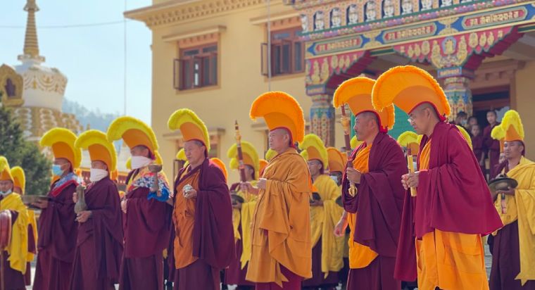 Uncover the magic of cultures 