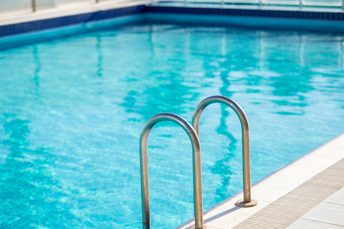 Outdoor swimming pool